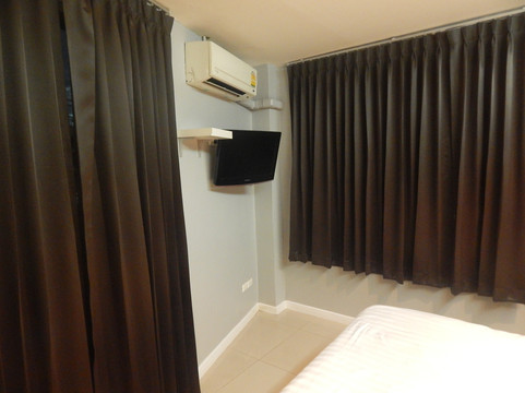 阿特华南蓬酒店主图