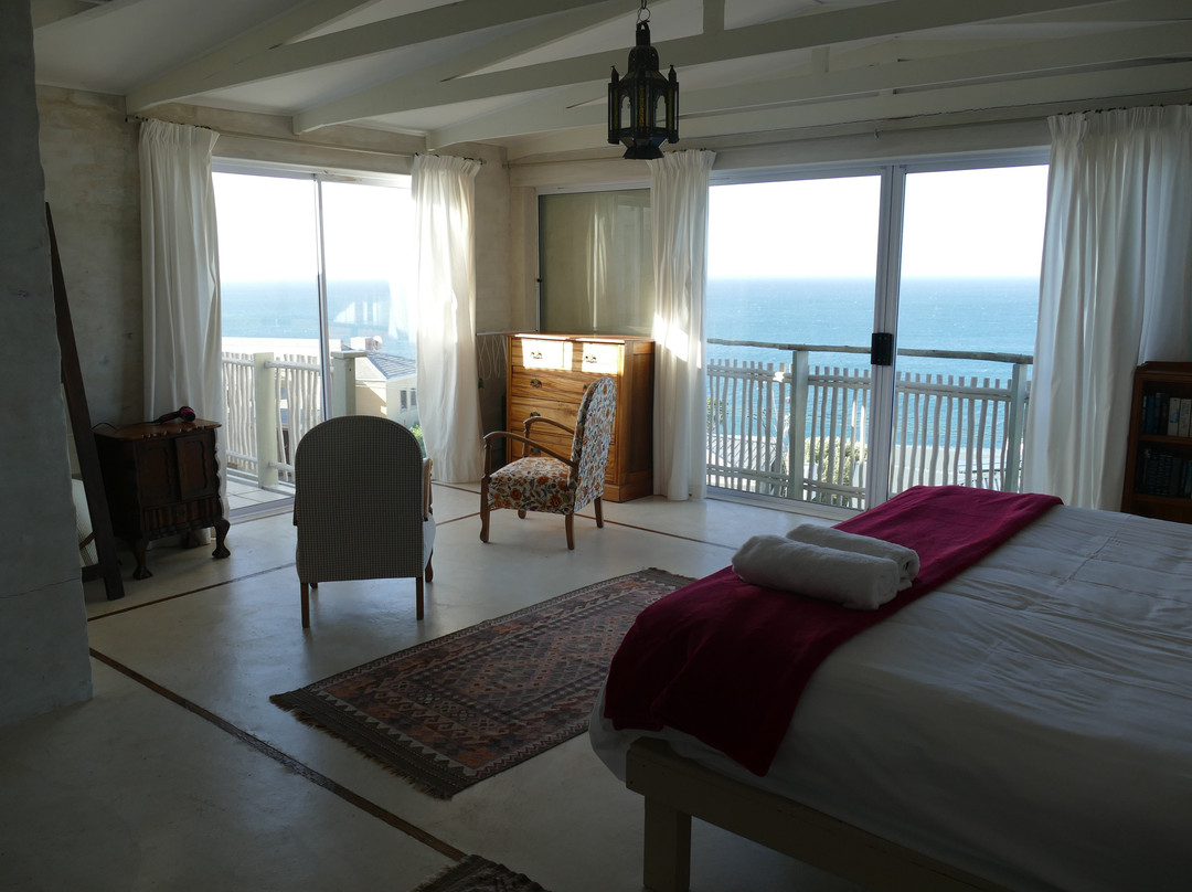 The Flying Penguin主图