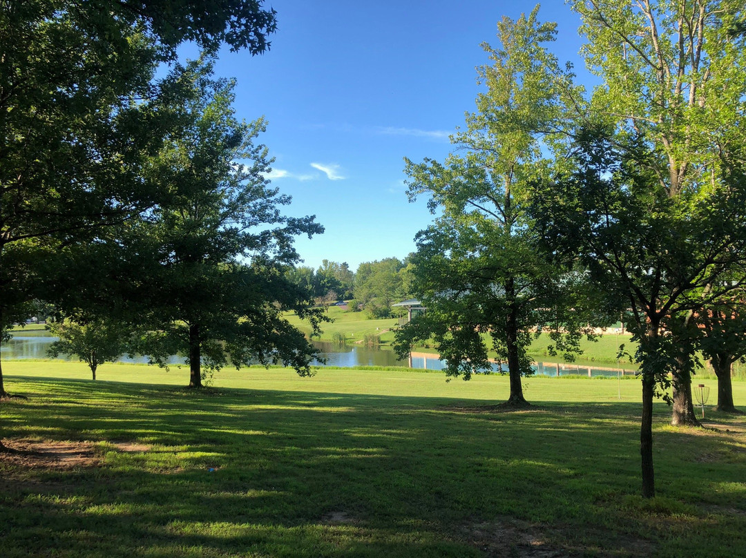 Ber Juan Park-罗拉必去景点