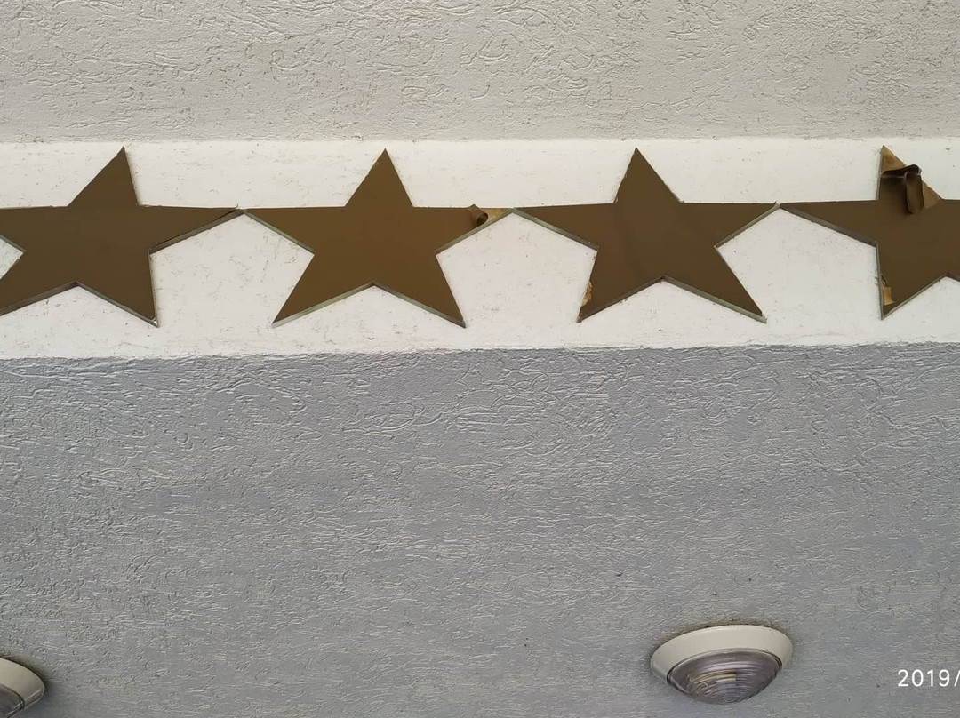 Lebed Hotel主图