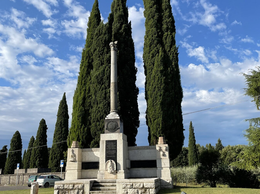 Monumento A Gabriele D'annunzio景点图片