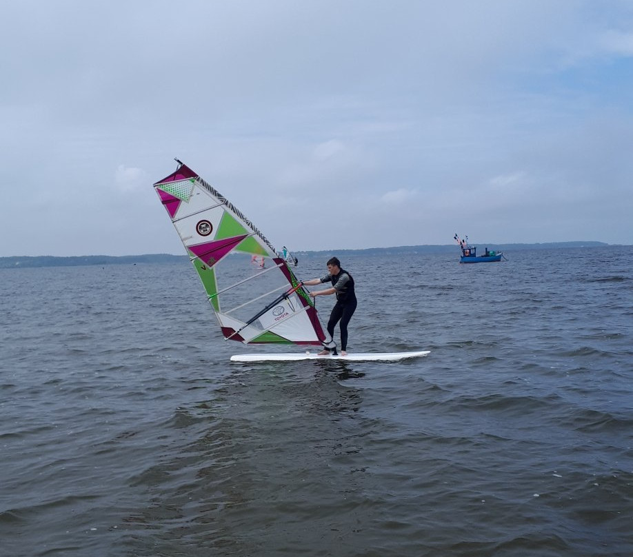Rewa Surf Center景点图片