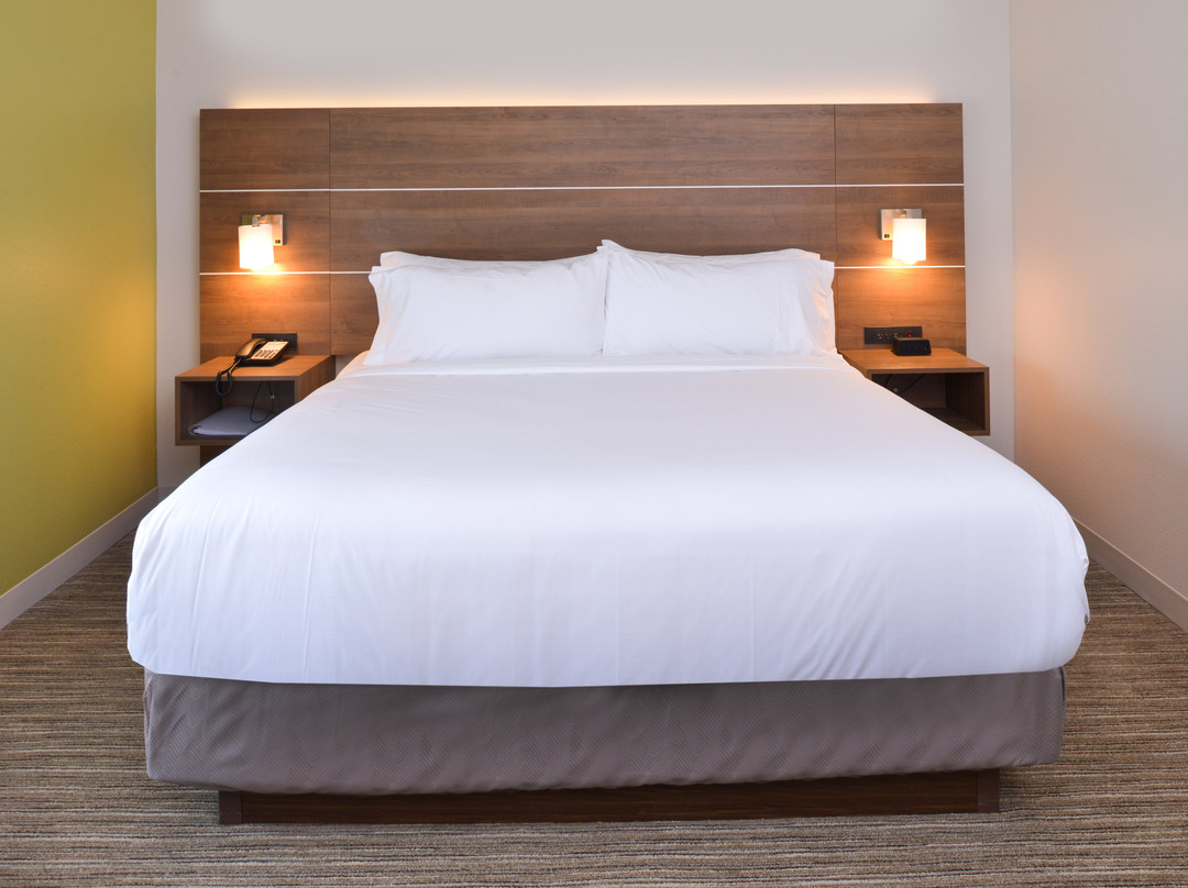 奥马哈西卡尔森江山旅馆&套房酒店主图