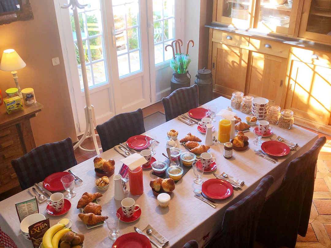 Chambre et table d'hôte La Maison de Manolie主图