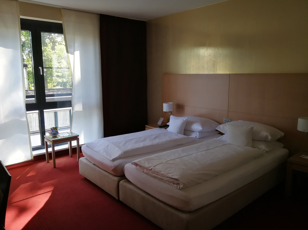 施普斯酒店主图