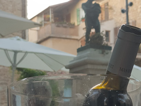 Puyloubier餐馆和美食-La Place - Bistrot Responsable