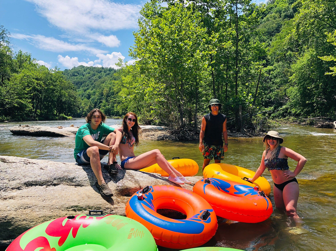 Loafers Glory Rafting and Tubing-Bakersville必去景点