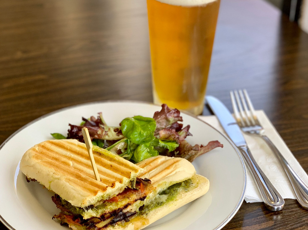 O Gourmet French Cafe & Bakery