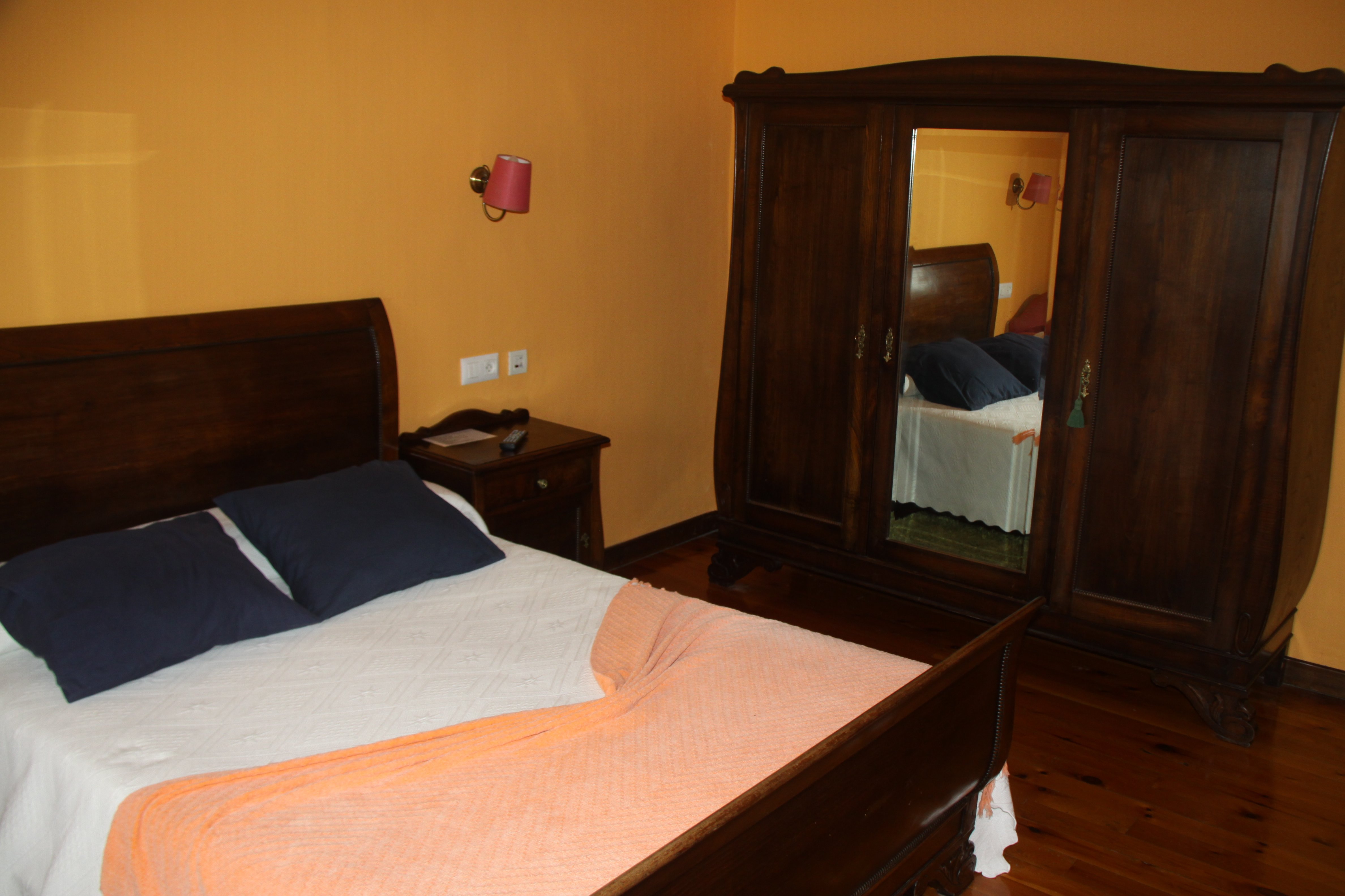 Casona Selgas-官方