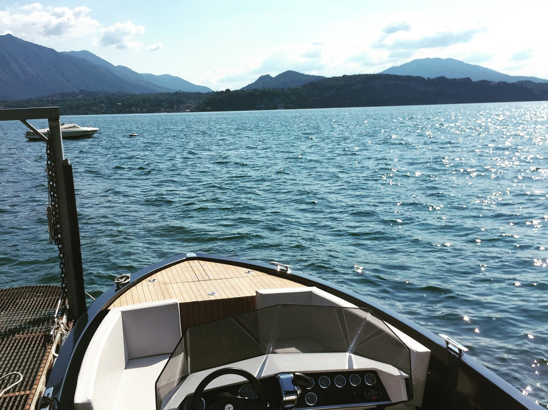 Officina Lupo Boat Service-斯特雷萨必去景点