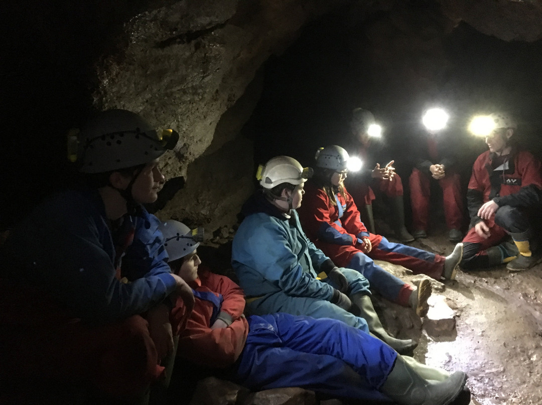 Learn to Cave-Winscombe必去景点