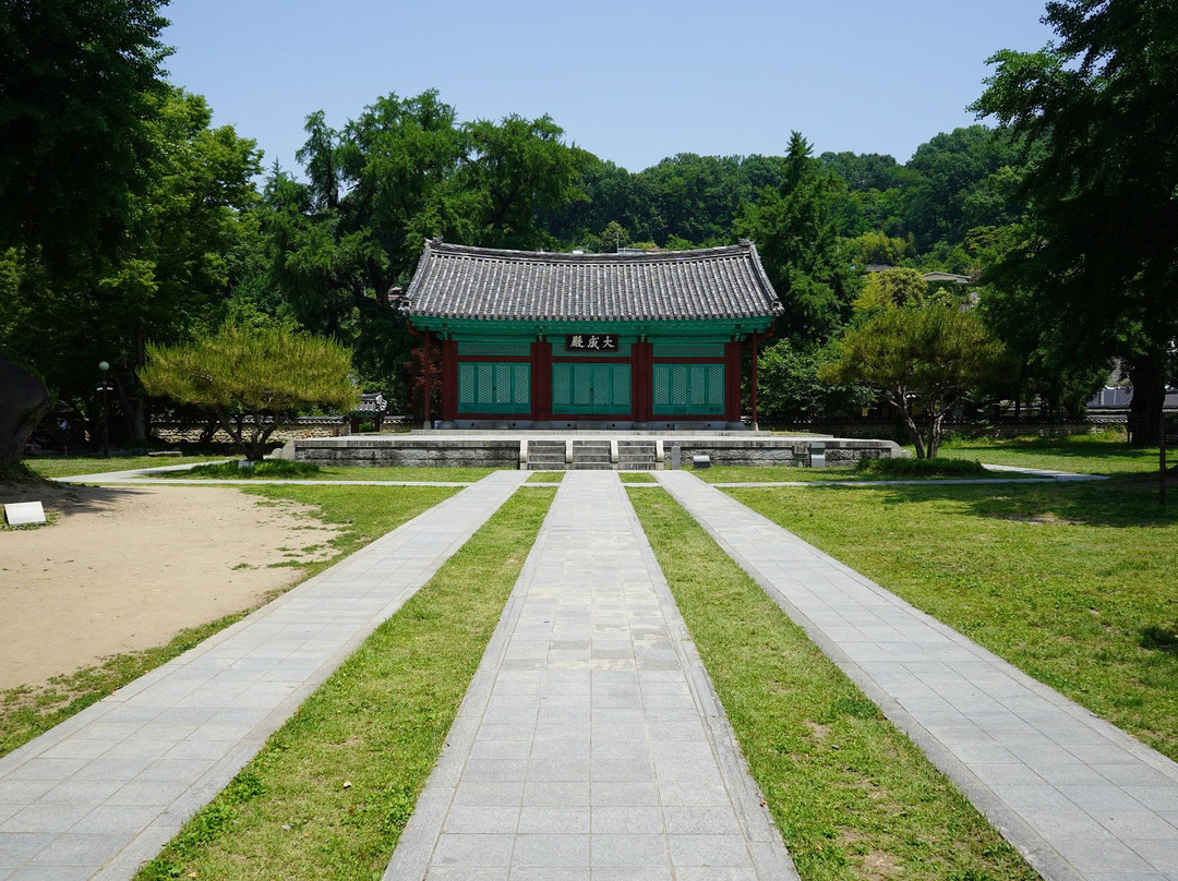 Jeonjuhyanggyo Confucian School-全州市必去景点