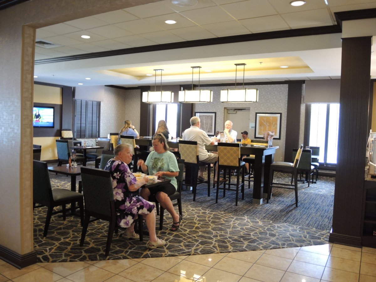 纳什维尔亨德森维尔智选假日酒店-餐饮