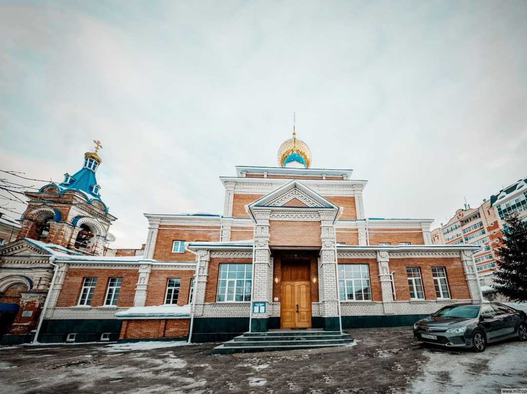 Church of the Three Great Saints-Ulyanovsk必去景点