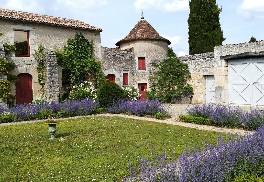 La Rivière aux Chirets主图