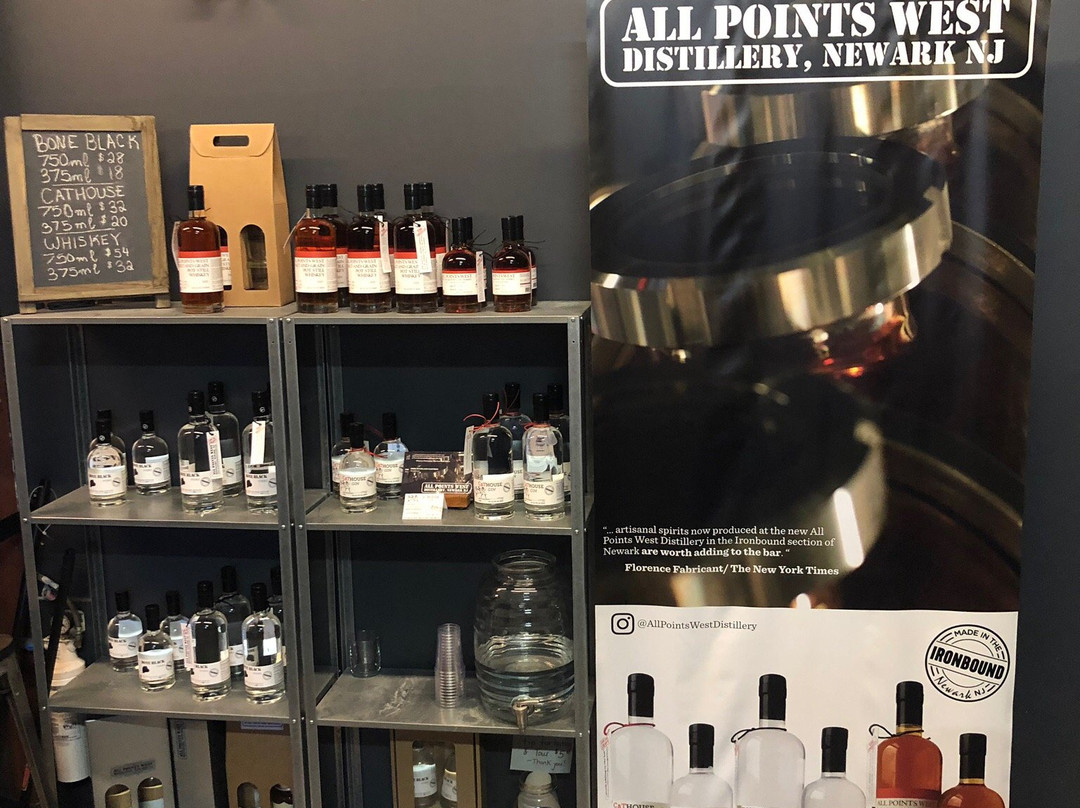 All Points West Distillery景点图片
