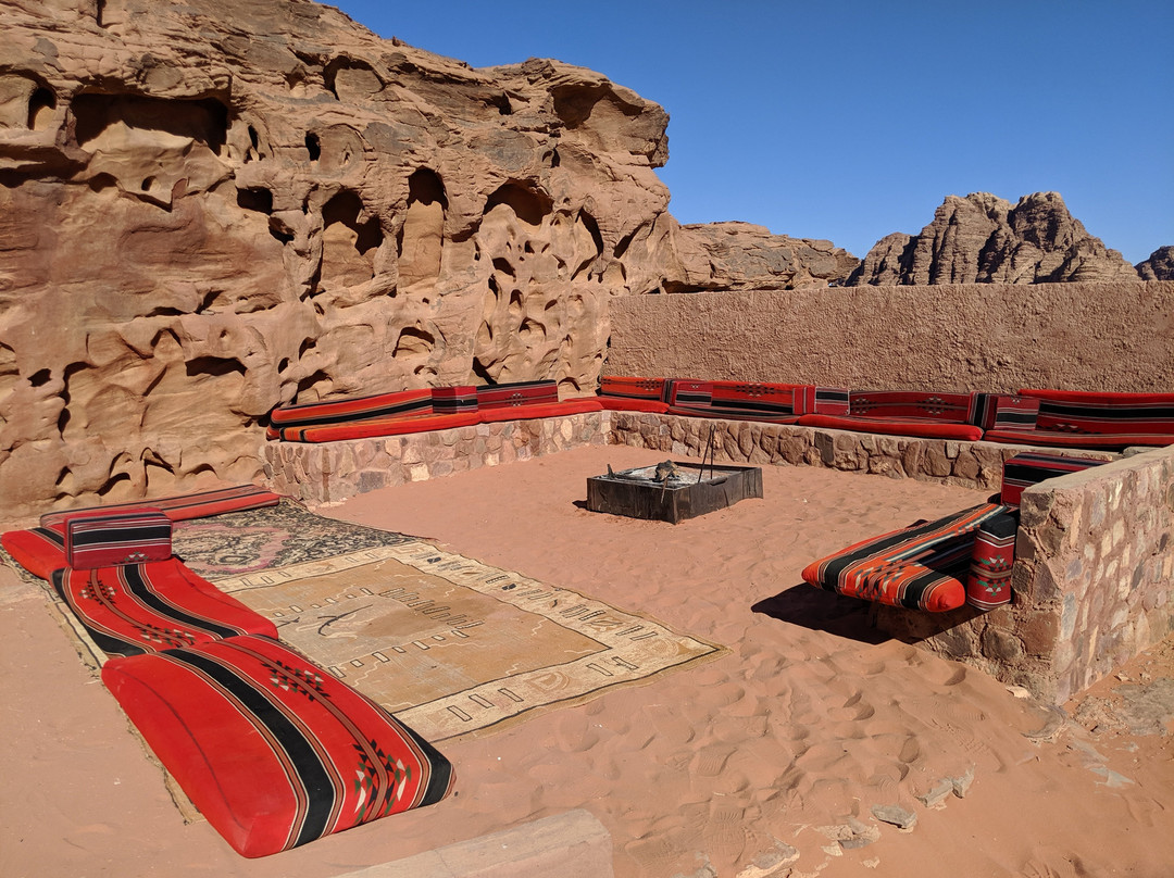 Wadi Rum Bedouin Tour With a Camp