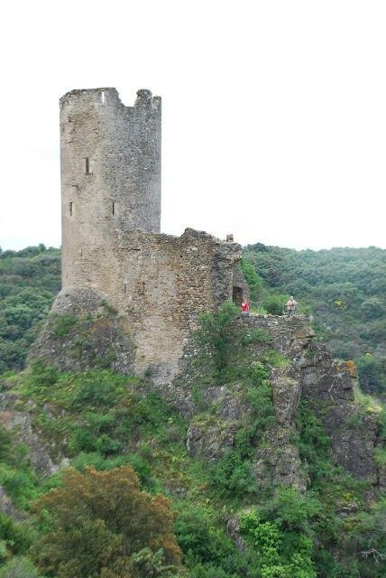 Chateaux de Lastours-Lastours必去景点