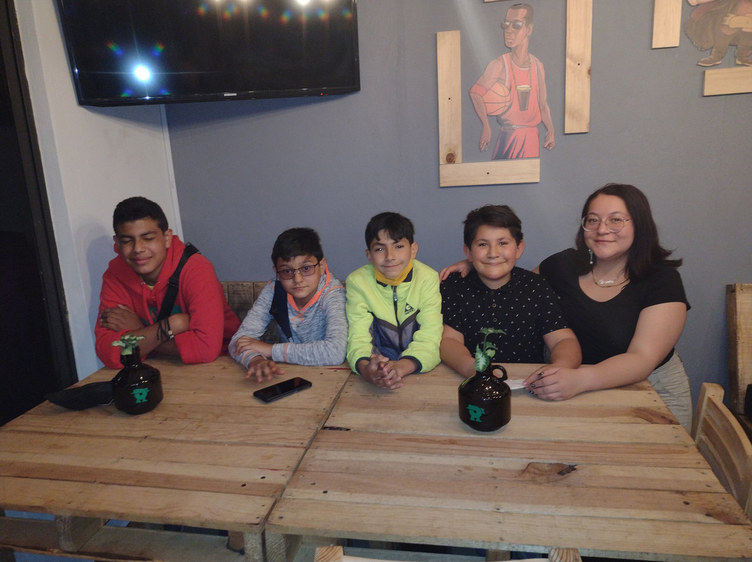 Cucas Pub Centro De Metepec主图