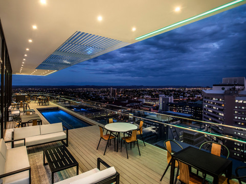 温德和克阿瓦尼酒店及主图