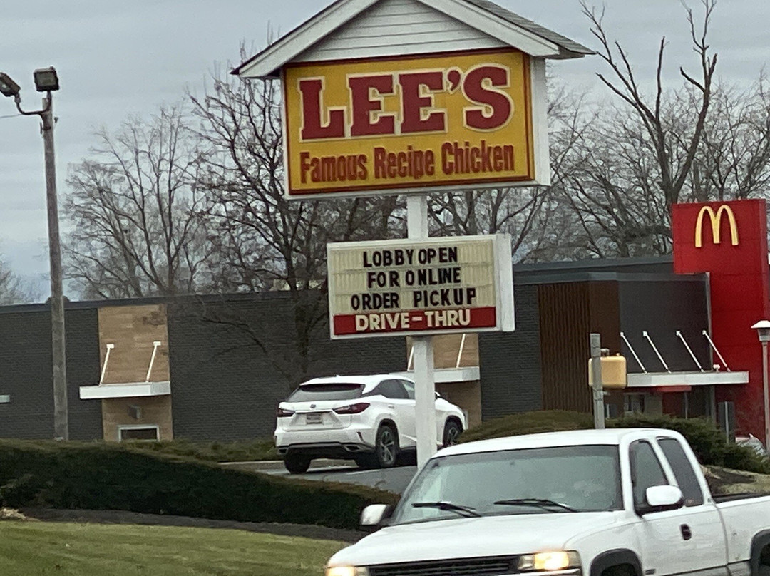 Lee's Famous Recipe Chicken