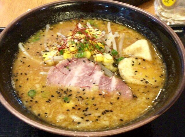 修善寺カントリークラブ レストランTROPHY ROOM