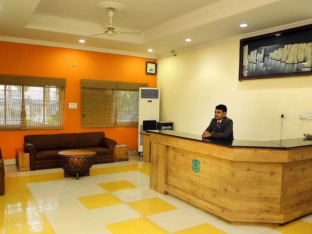 MPT Tourist Motel主图