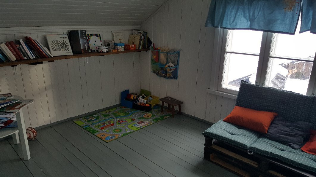 Lauri Historical 19th Century Manor主图