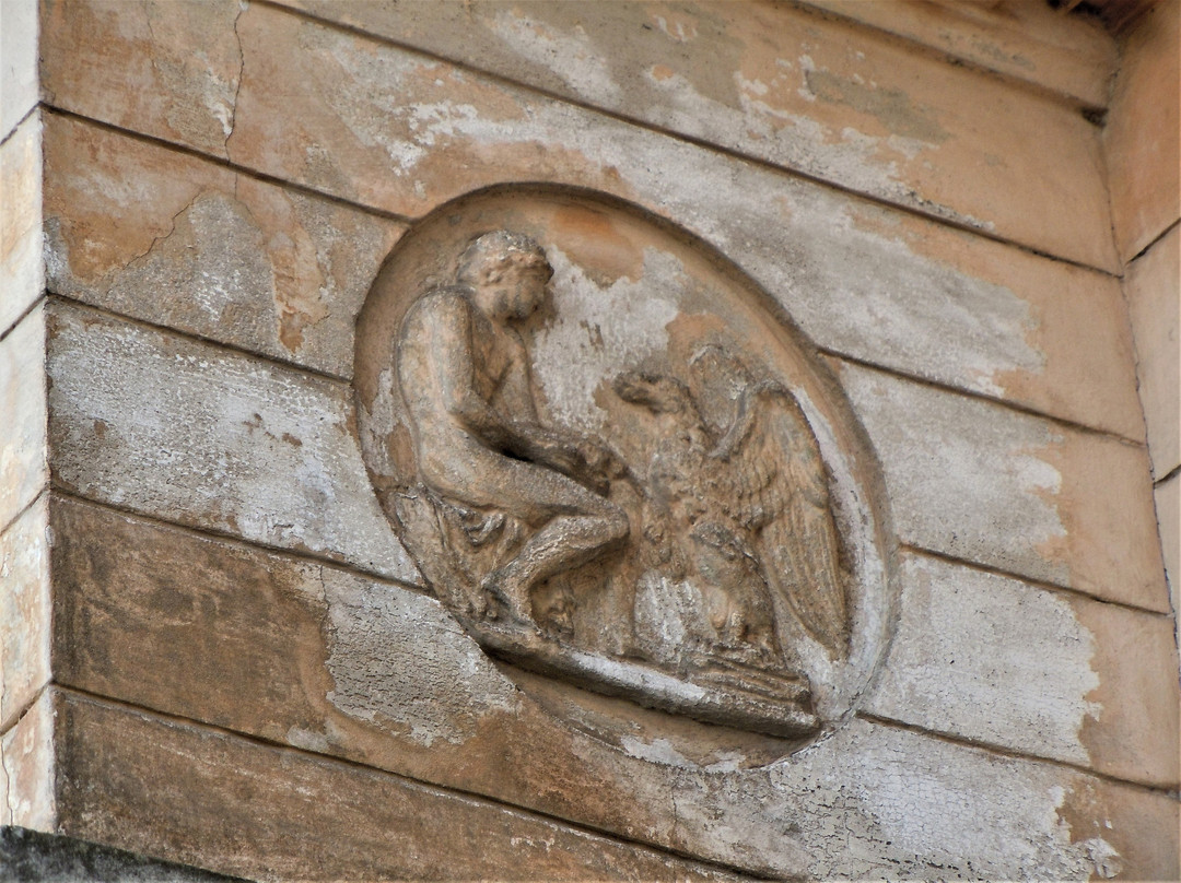 Chateau du Vicomte de Puysegur-Clichy-Sous-Bois必去景点