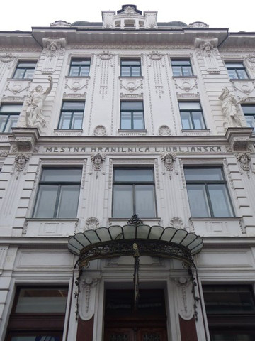 City Savings Bank Building-卢布尔雅那必去景点