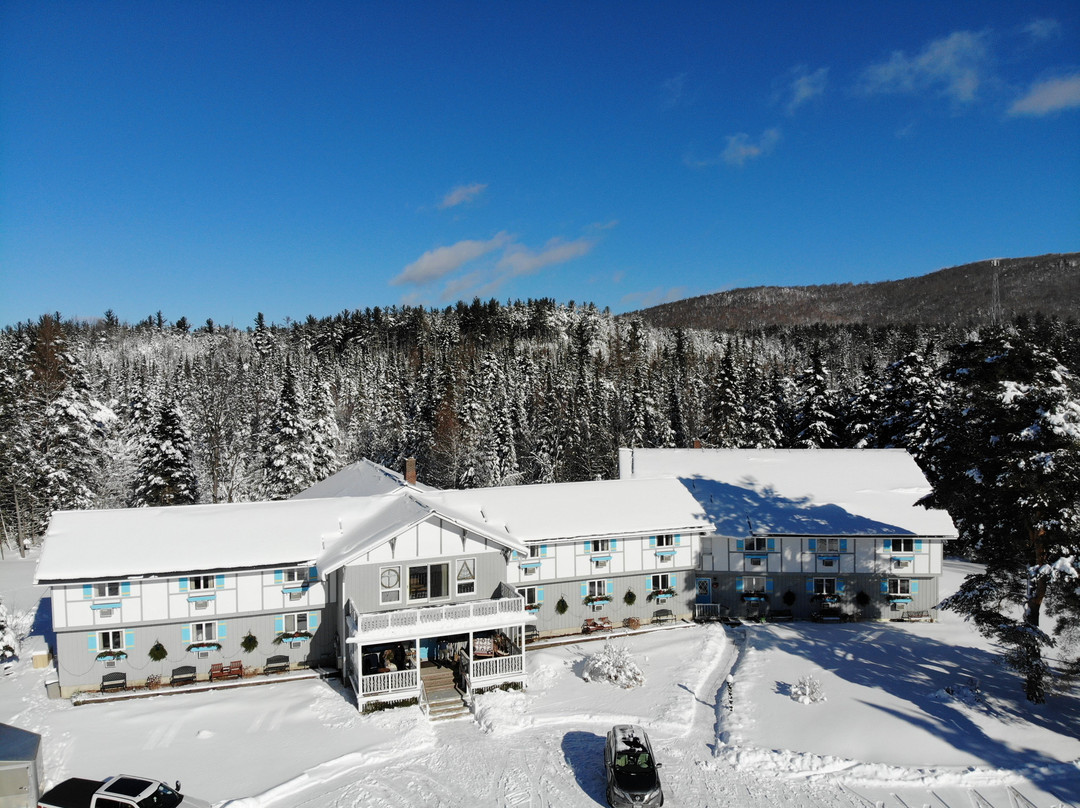 Carlson's Lodge主图