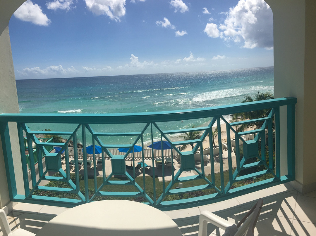 罗斯特热瓦酒店主图