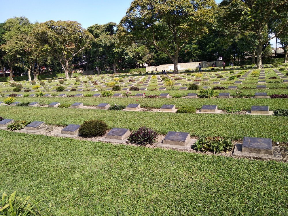 Imphal War Cemetery景点图片