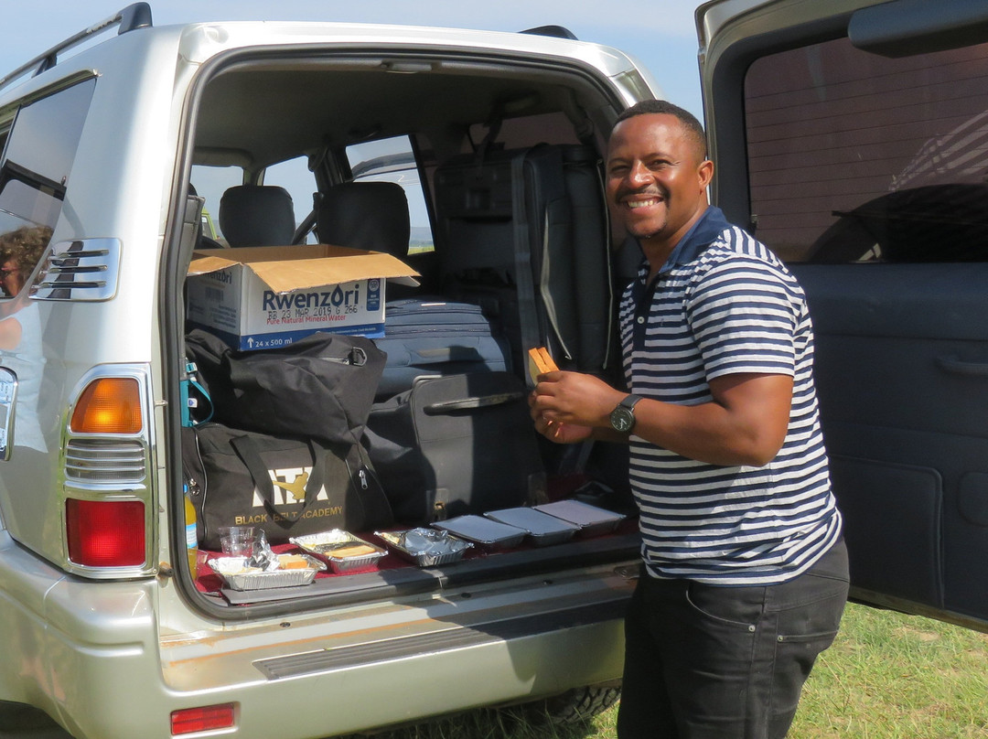 Cornerstone Tours & Travel-恩德培必去景点