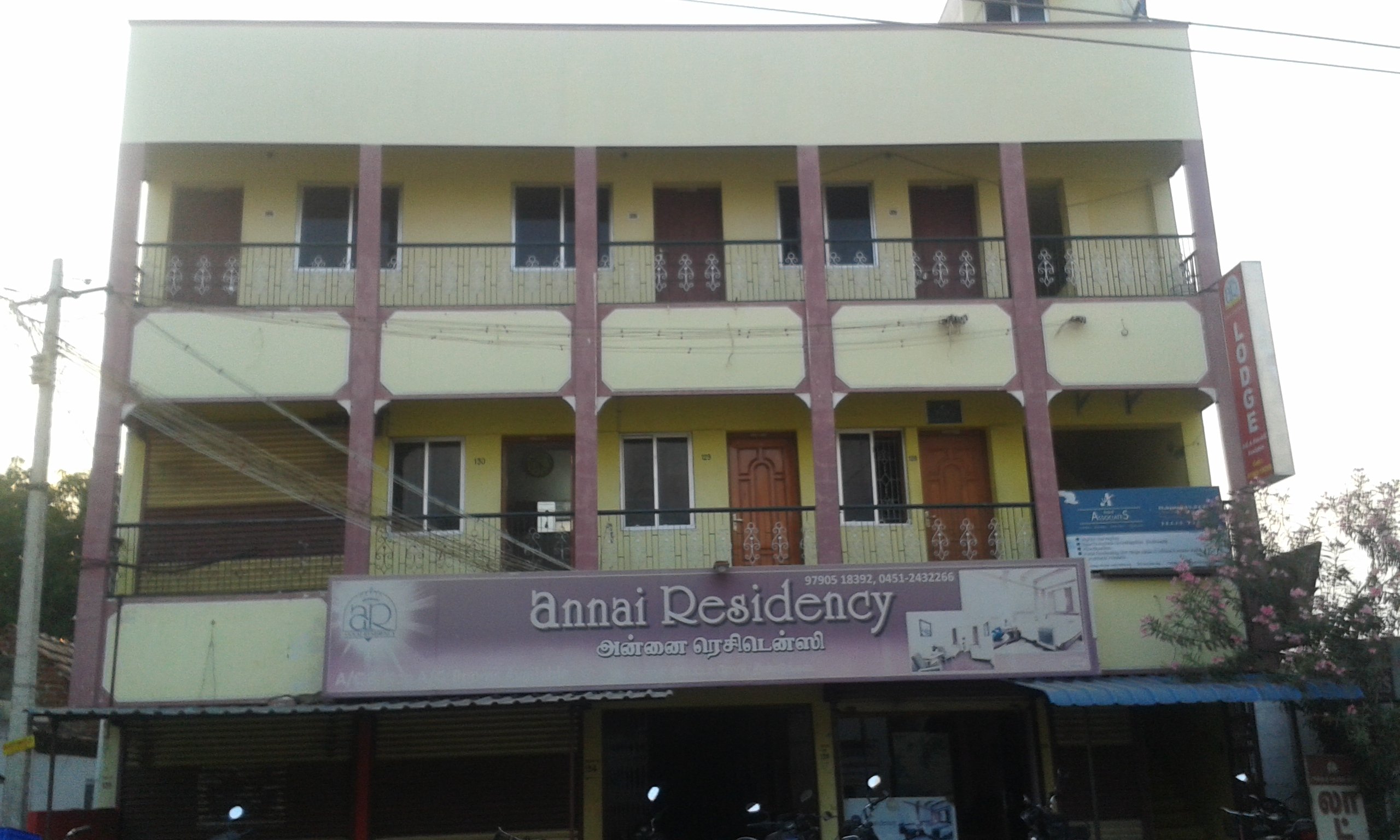 Annai Residency-浴室