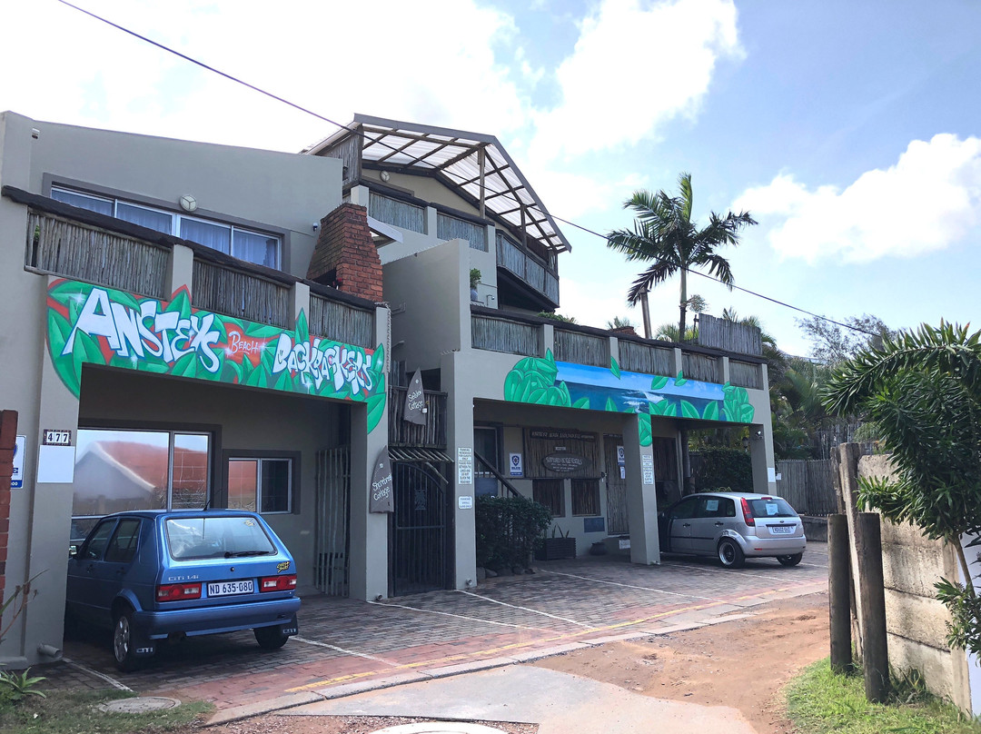 Ansteys Beach Self Catering and Backpackers
