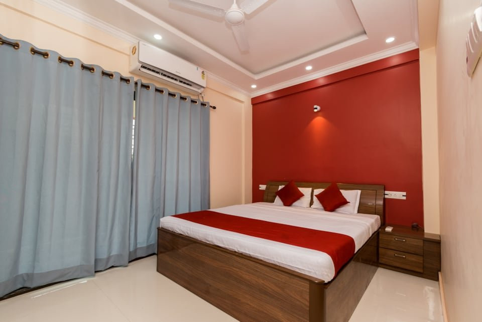 OYO 8818 Coral Residency Newtown主图