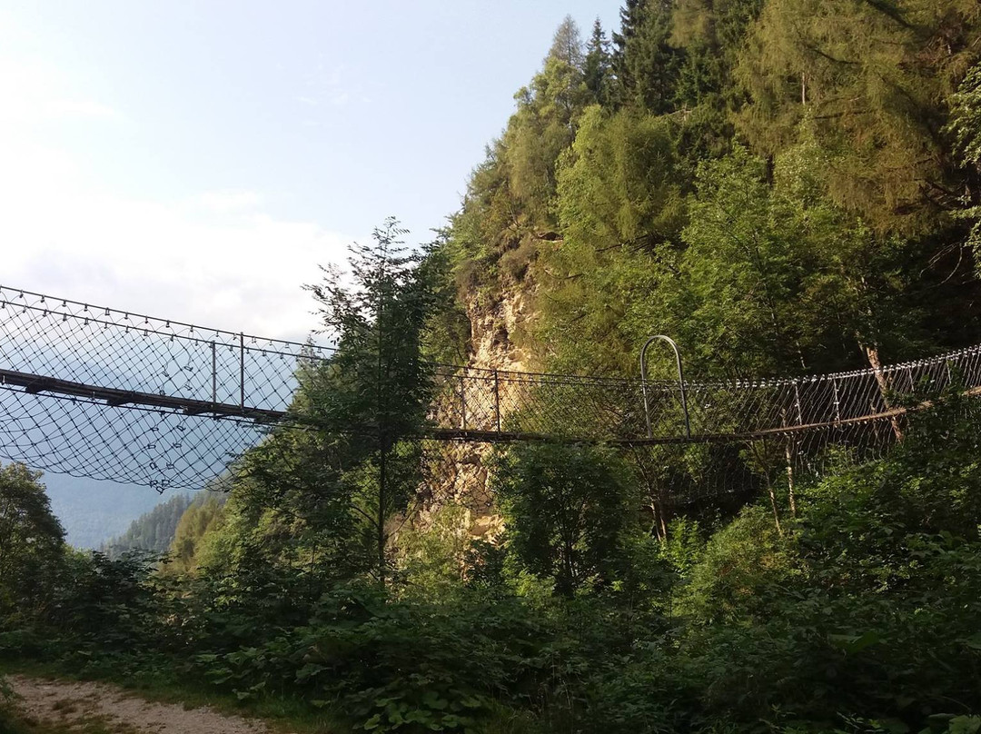 Ponte Tibetano di Becetto景点图片
