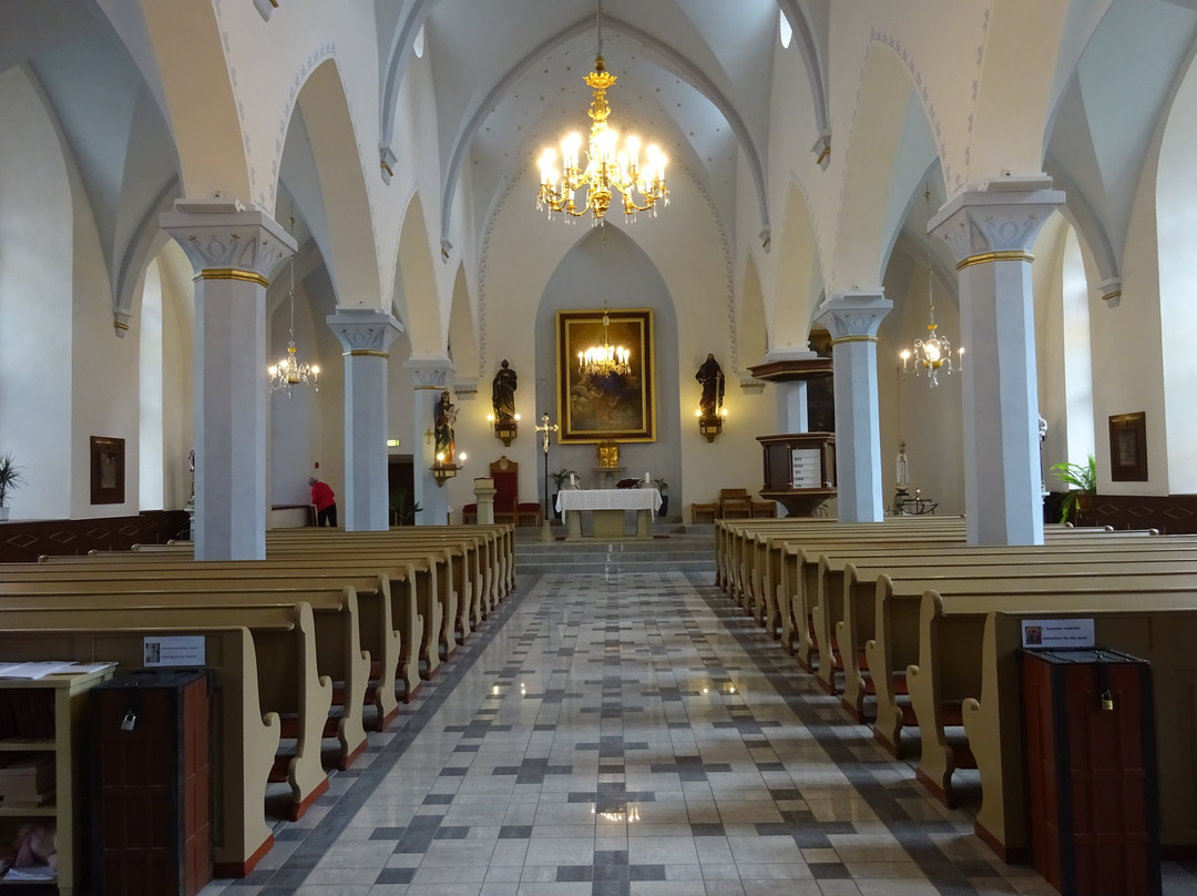 Catholic Cathedral of St Peter & St Paul-塔林必去景点