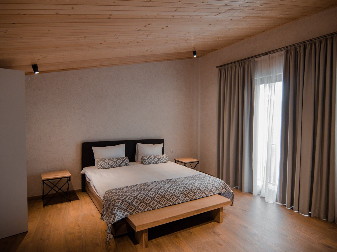 Hotel Tela & Mareli Winery