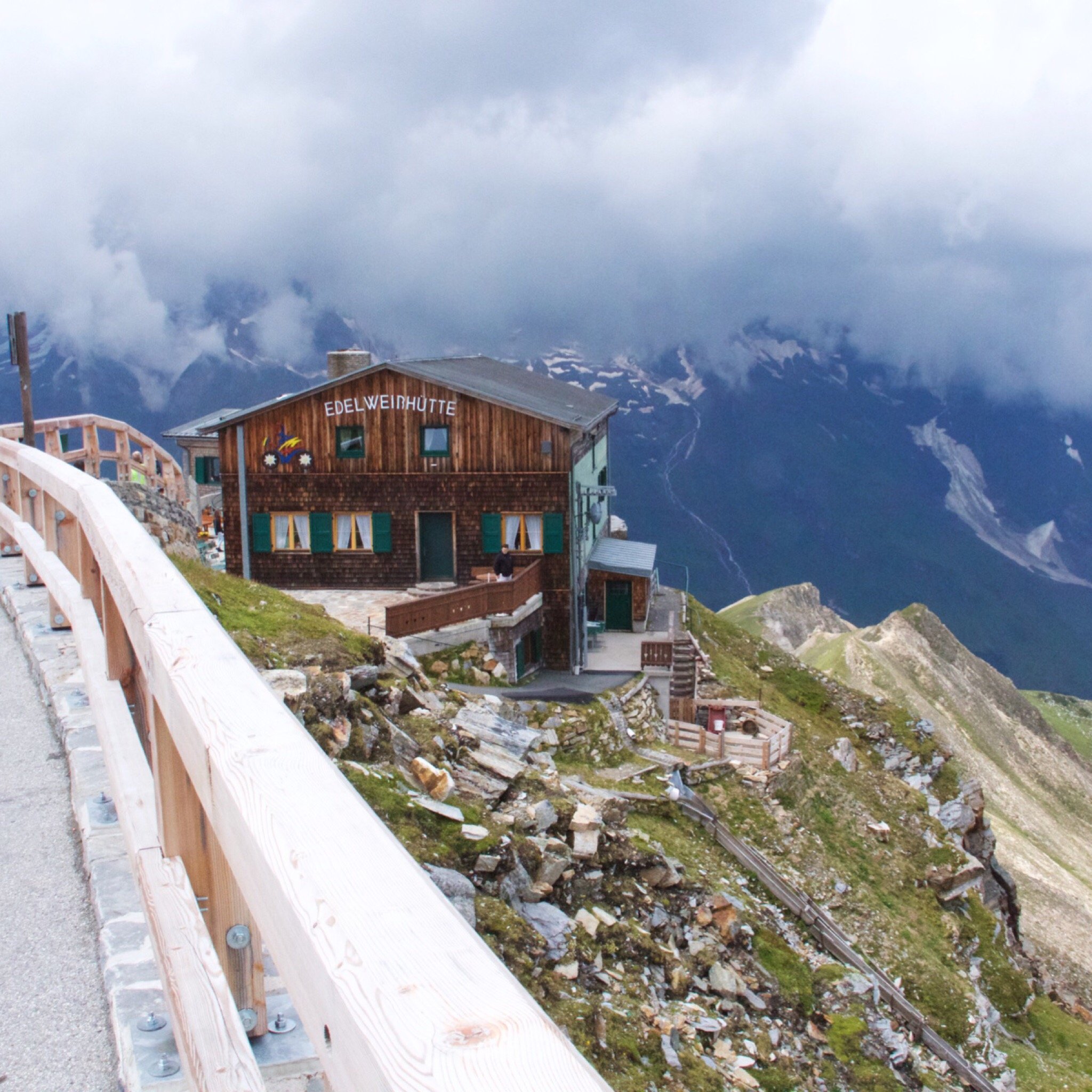 Edelweisshutte-官方