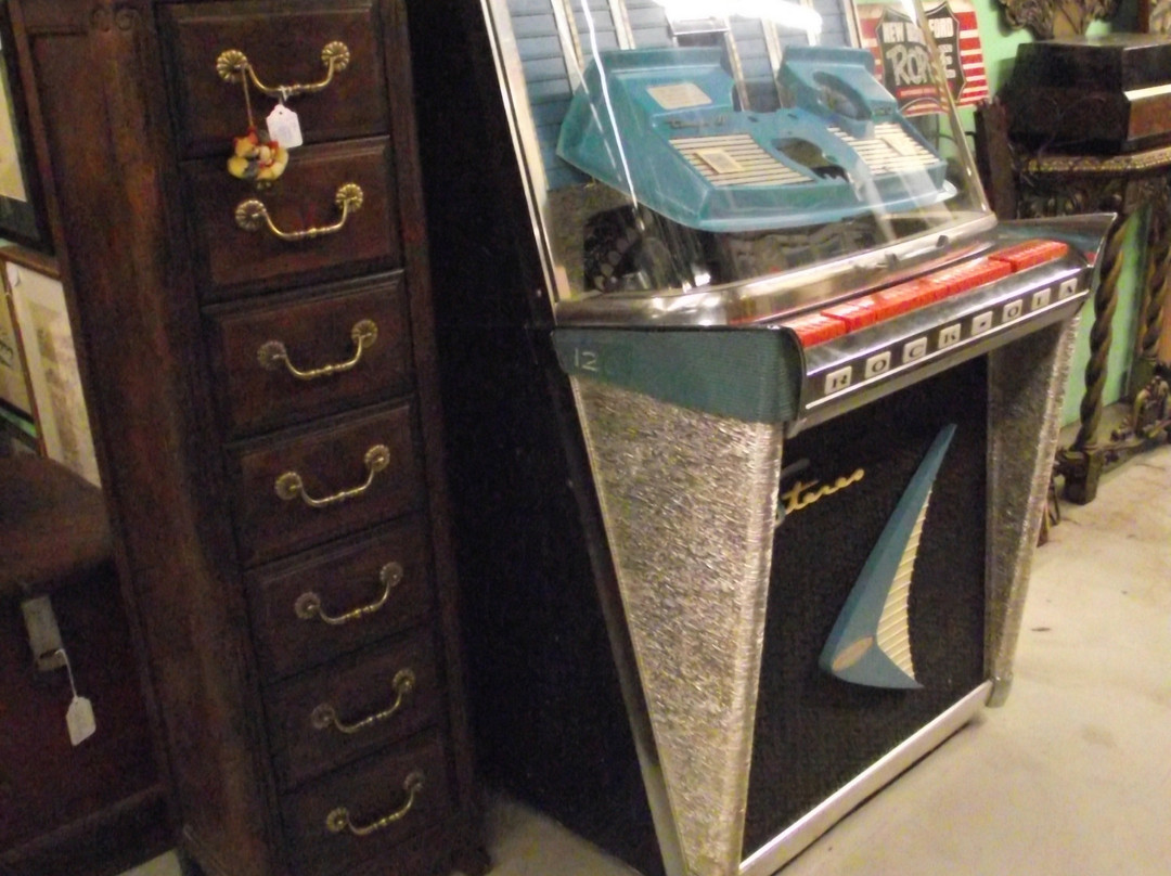 New Bedford Antiques-新贝德福德必去景点