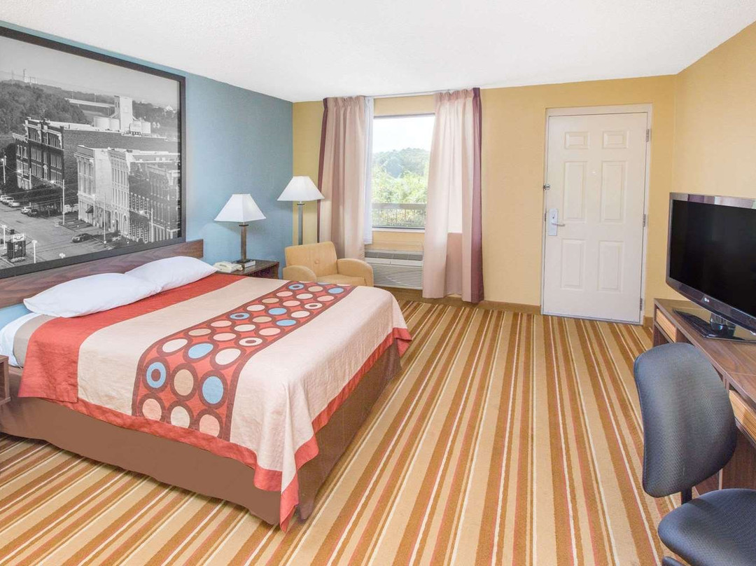 Super 8 by Wyndham Dothan主图