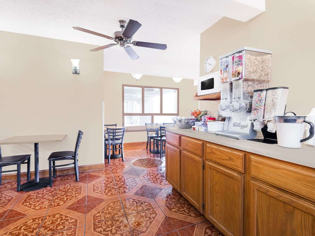 Super 8 by Wyndham Liberal KS主图