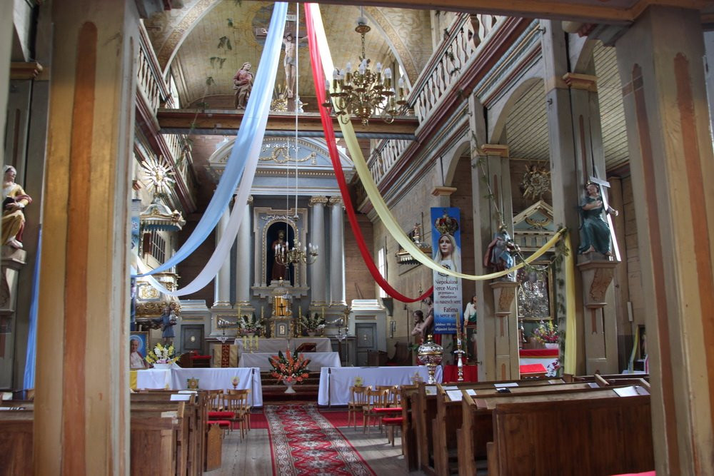 Church of the Assumption of the Blessed Virgin Mary and St. Stanislaus-Narew必去景点