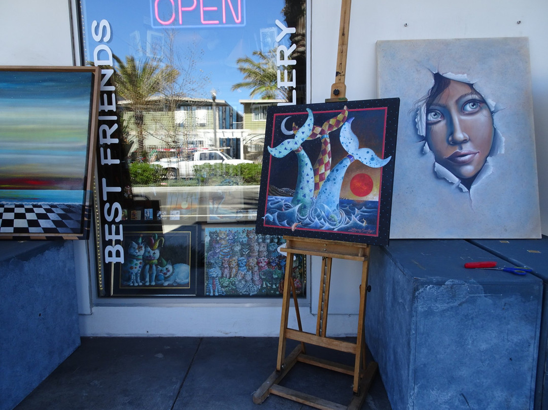 Best Friends Art Gallery-德纳角必去景点