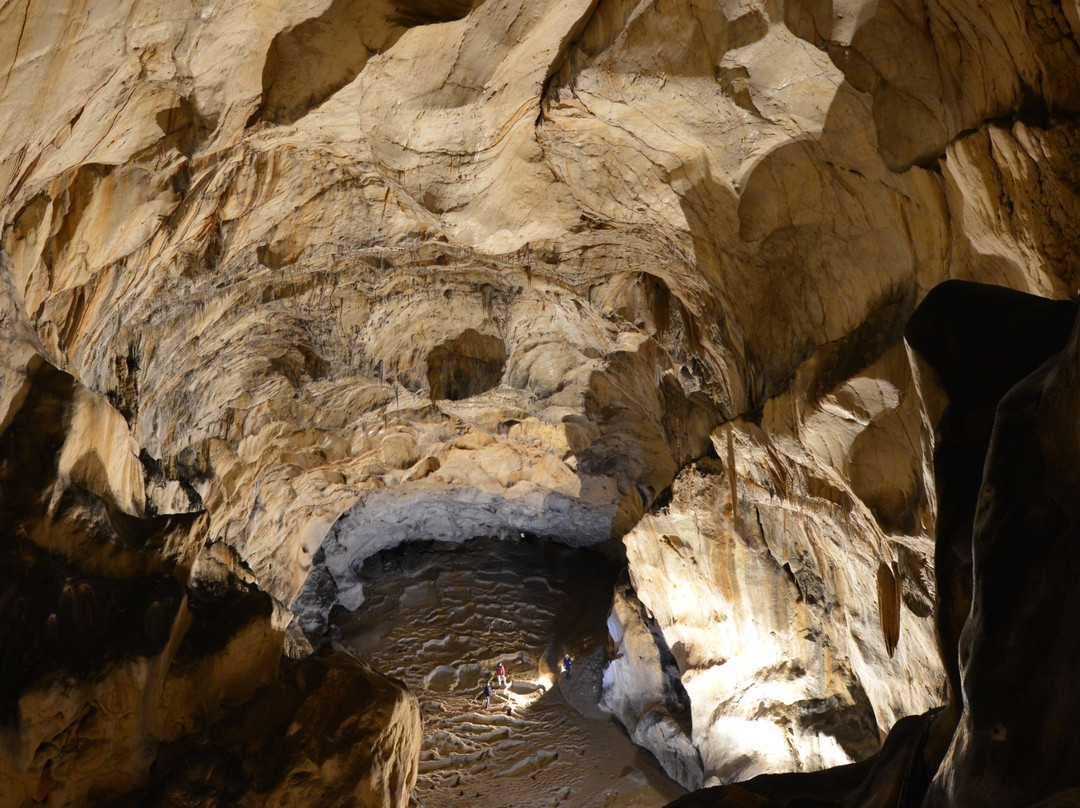 Grotte de Lombrives-Ussat必去景点