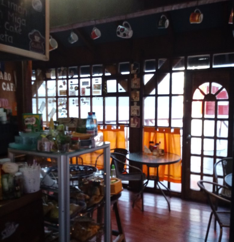 Mafil餐馆和美食-Faro's Cafe