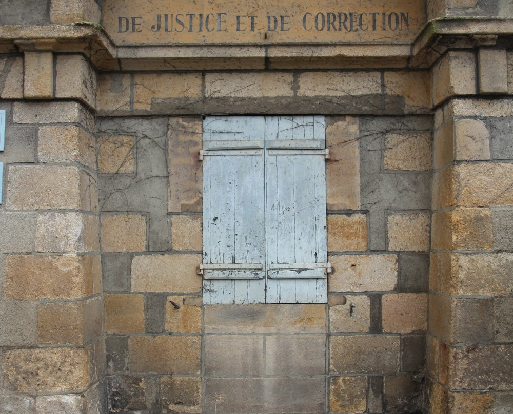 La Mal Coiffée - Château des Ducs de Bourbon景点图片
