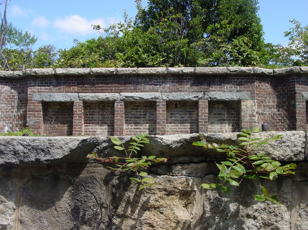 Northern Cannon Battery Remnants-竹原市必去景点